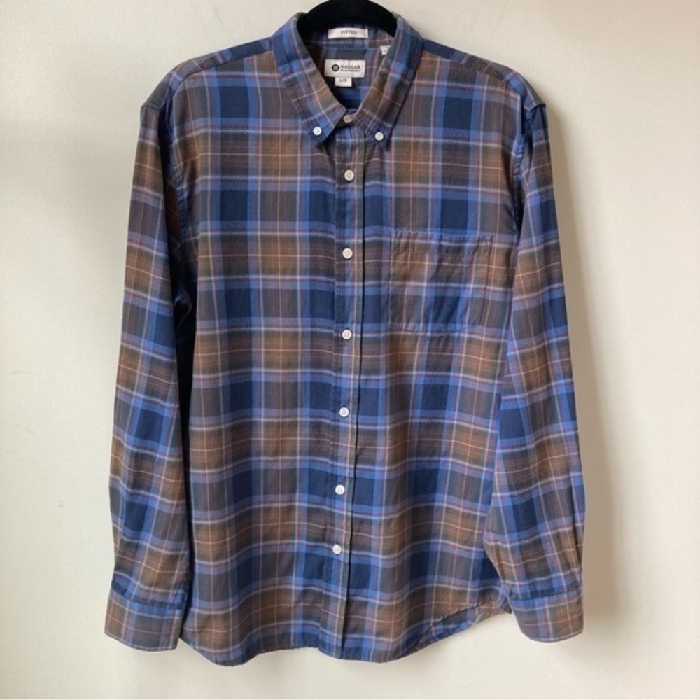 Soft Button Down‎